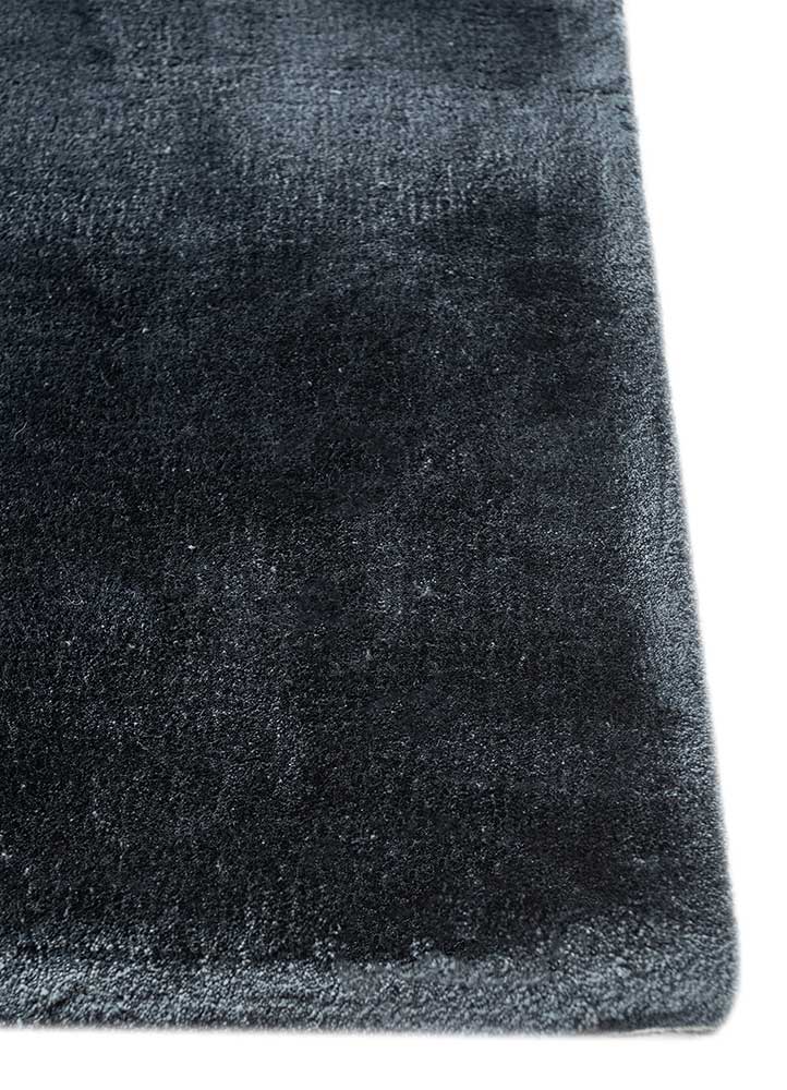 Cera Solid Texture Rug