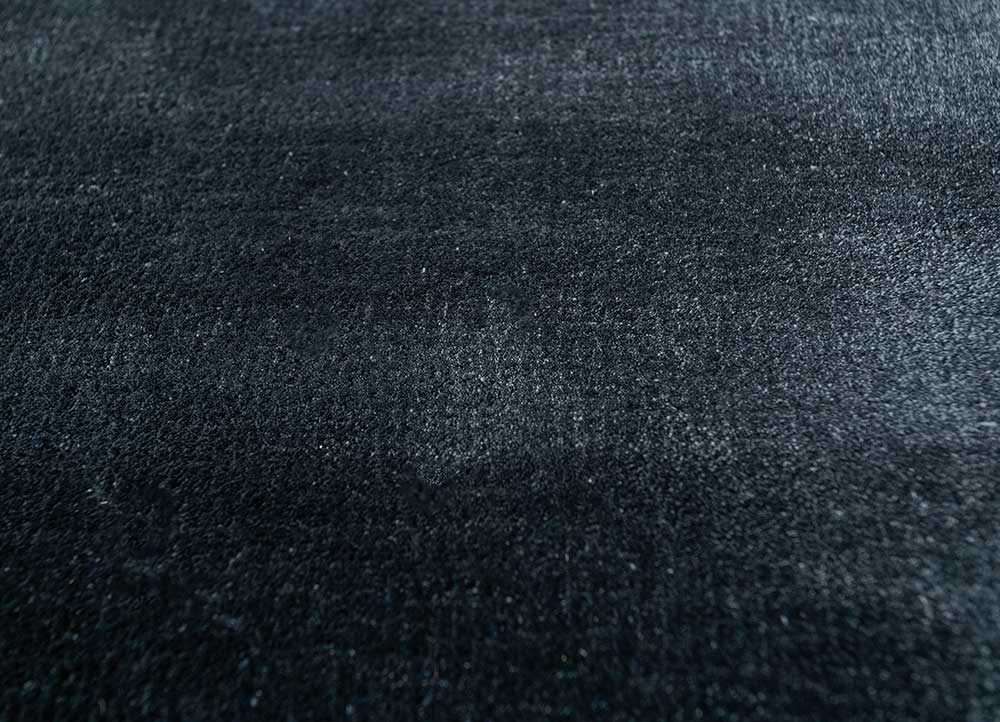 Cera Solid Texture Rug