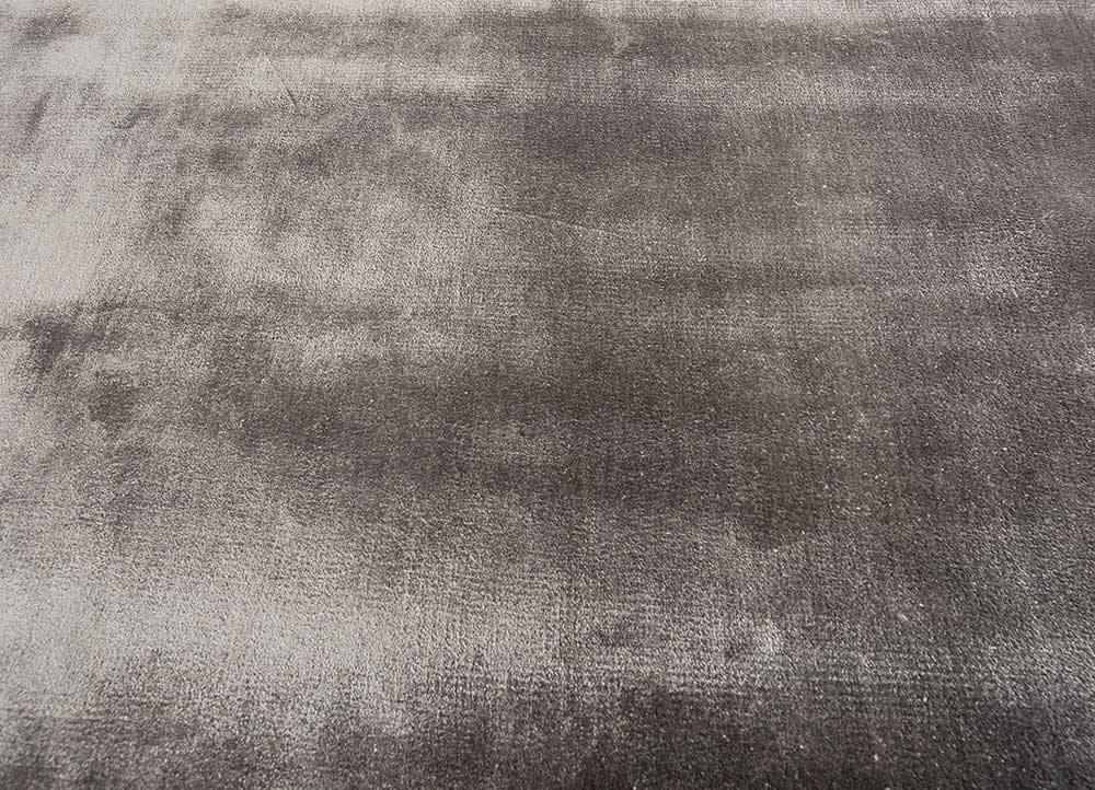 Cera Solid Texture Rug