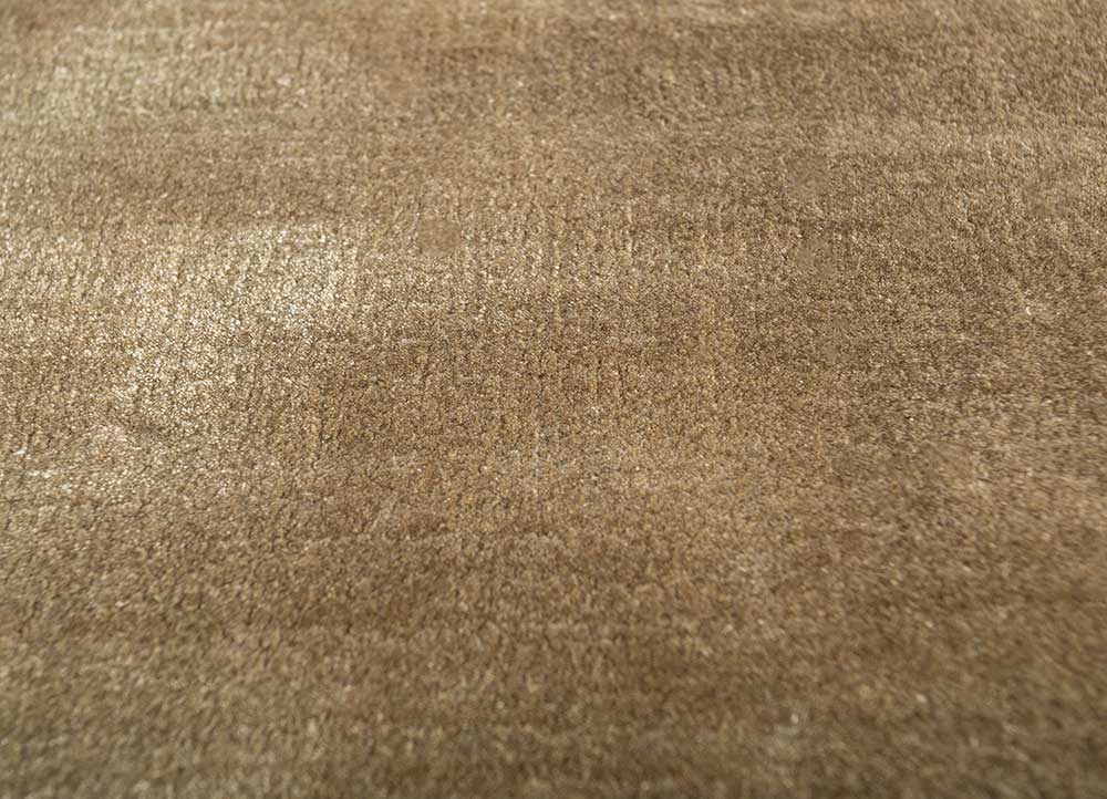 Cera Solid Texture Rug