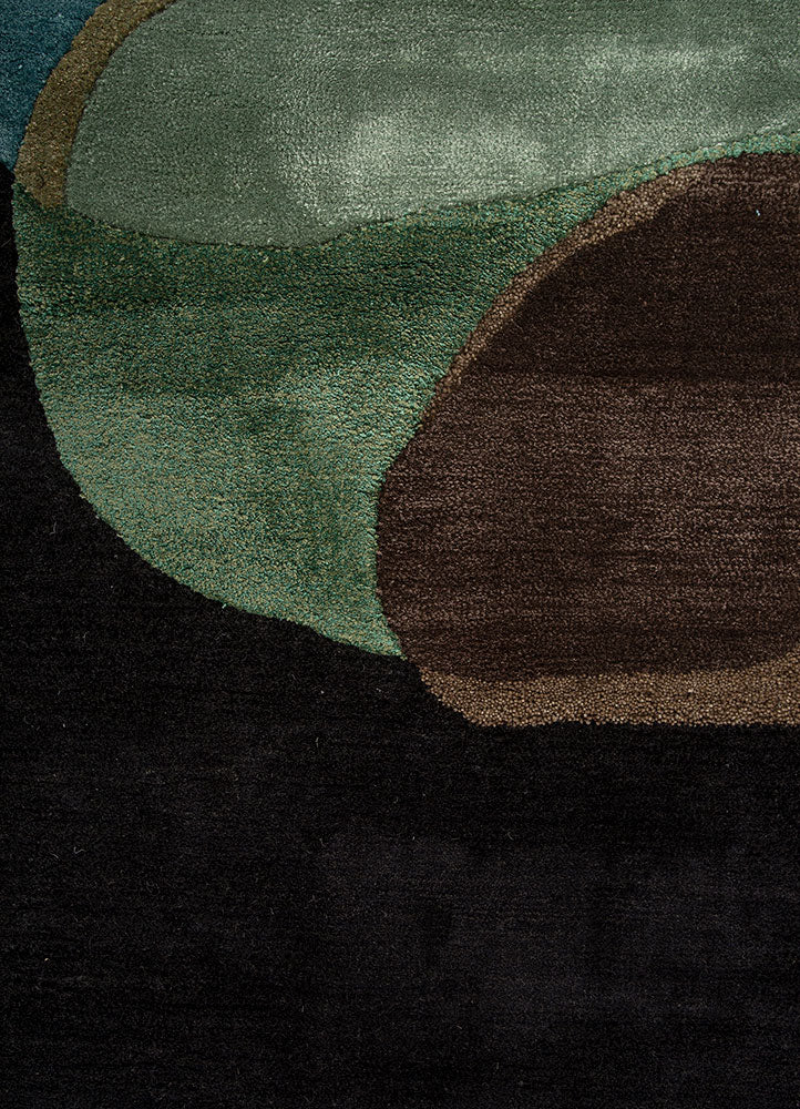 Close-up of abstract pattern on Obsidian modern abstract wool rug.